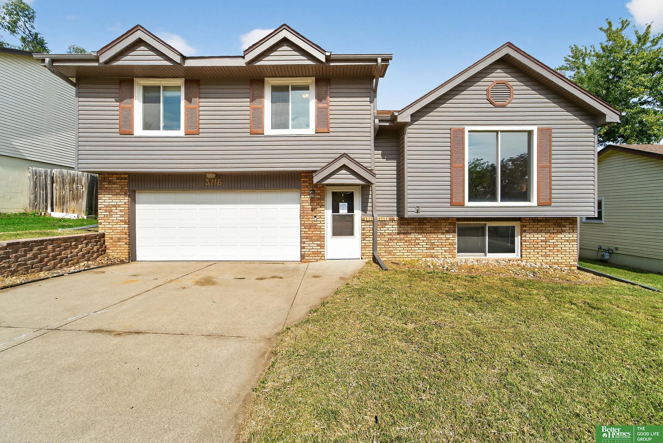 3716 Lookingglass Drive