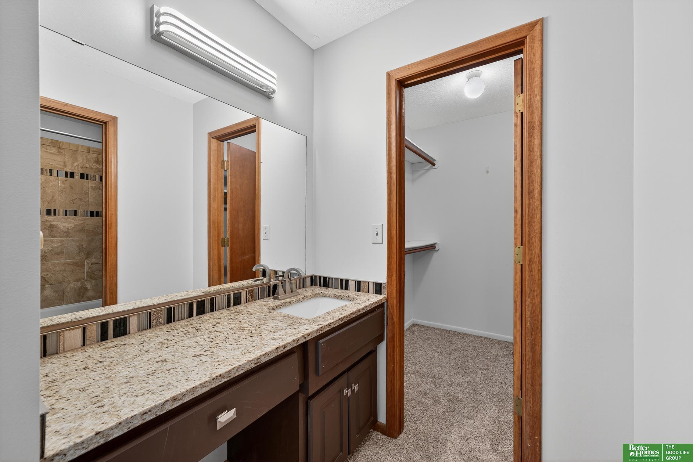 3716 Lookingglass Drive
