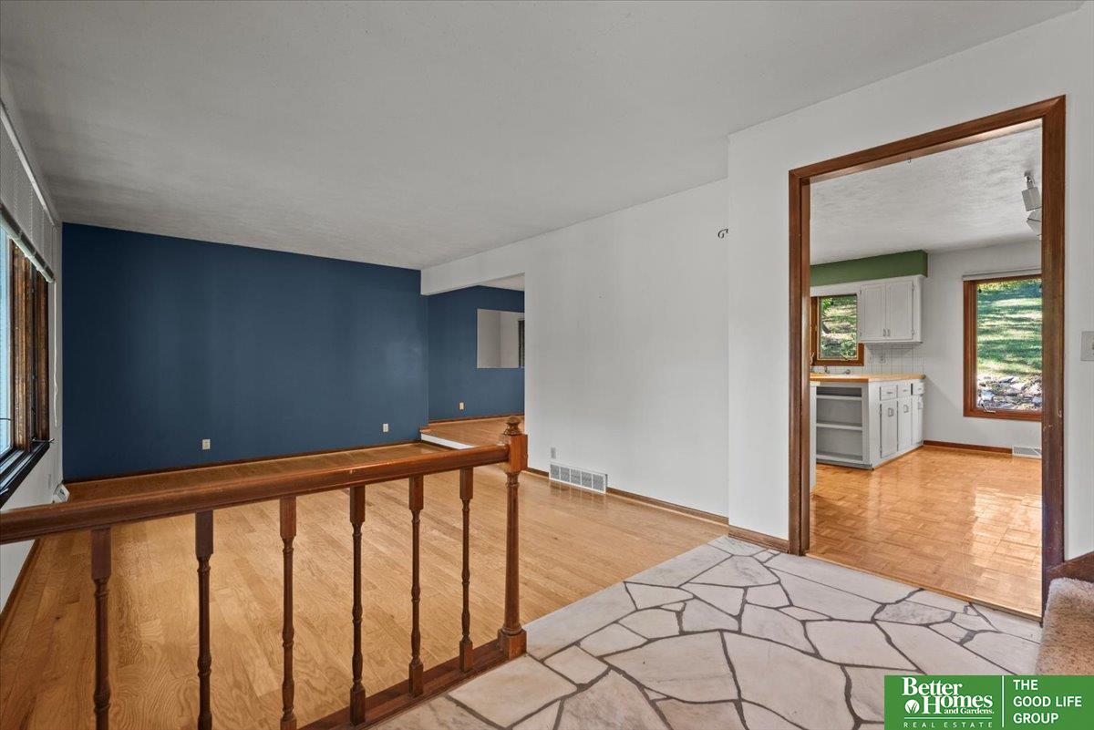 9242 Raven Oaks Drive