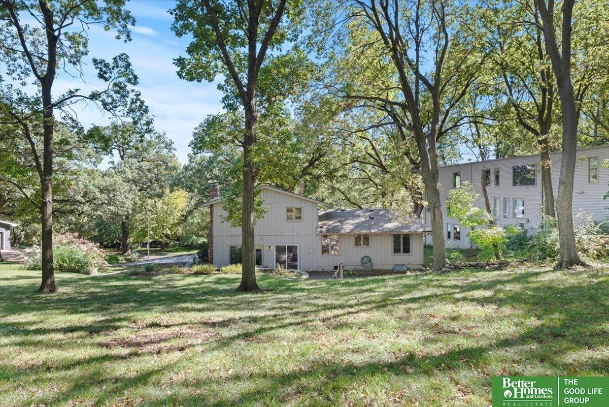 9242 Raven Oaks Drive