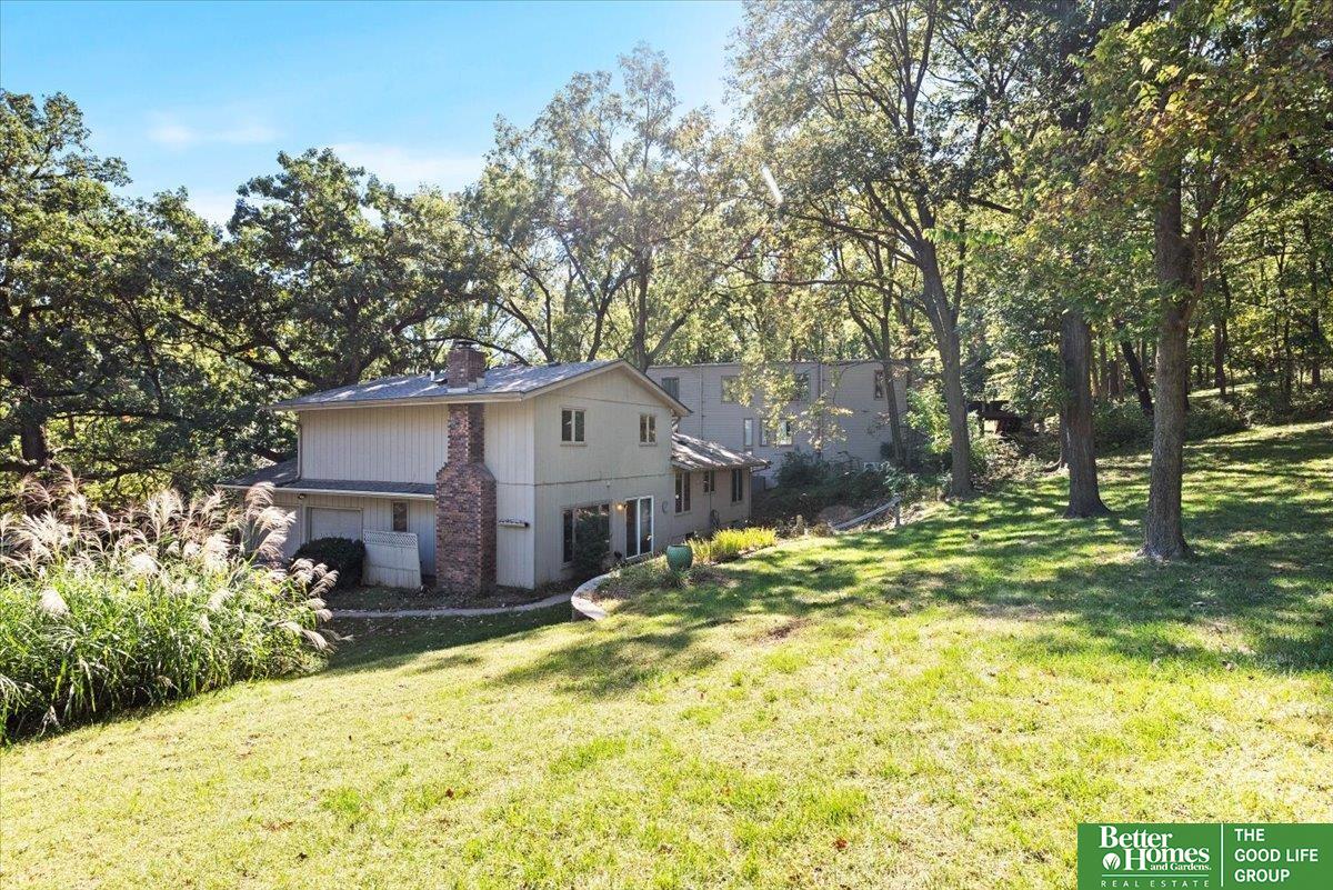 9242 Raven Oaks Drive