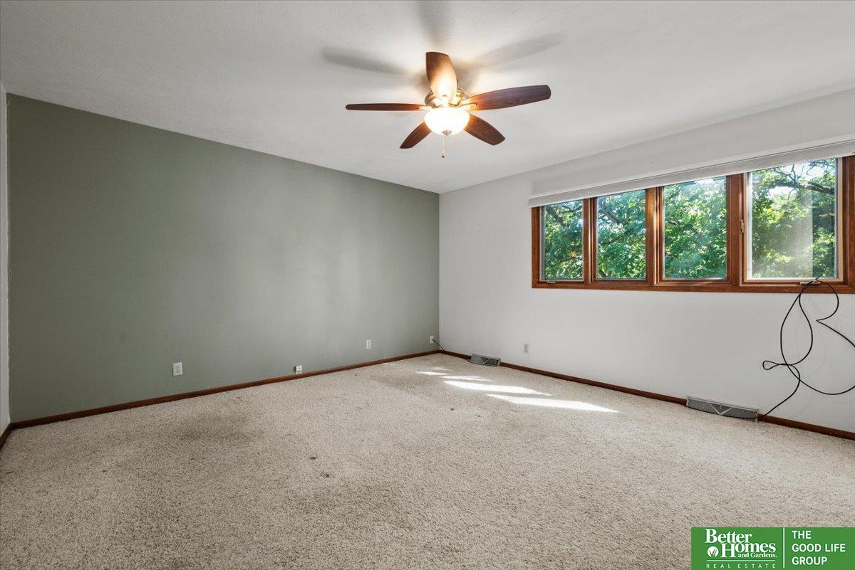 9242 Raven Oaks Drive