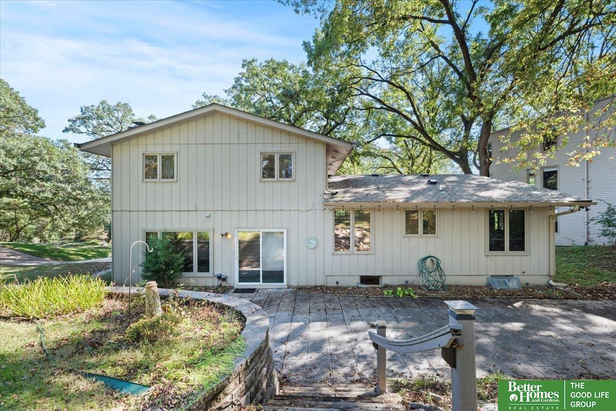 9242 Raven Oaks Drive