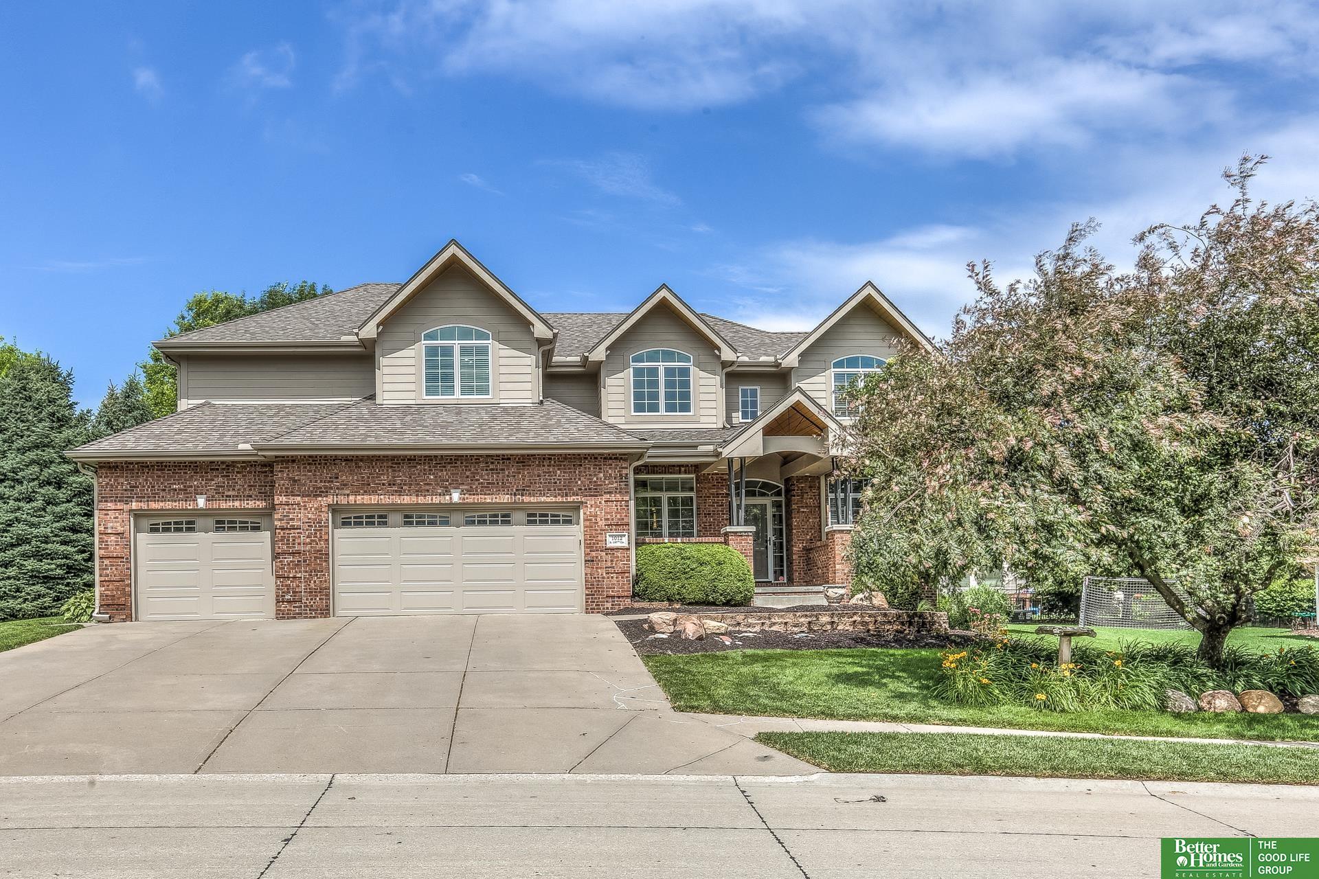 1012 S 197th Circle