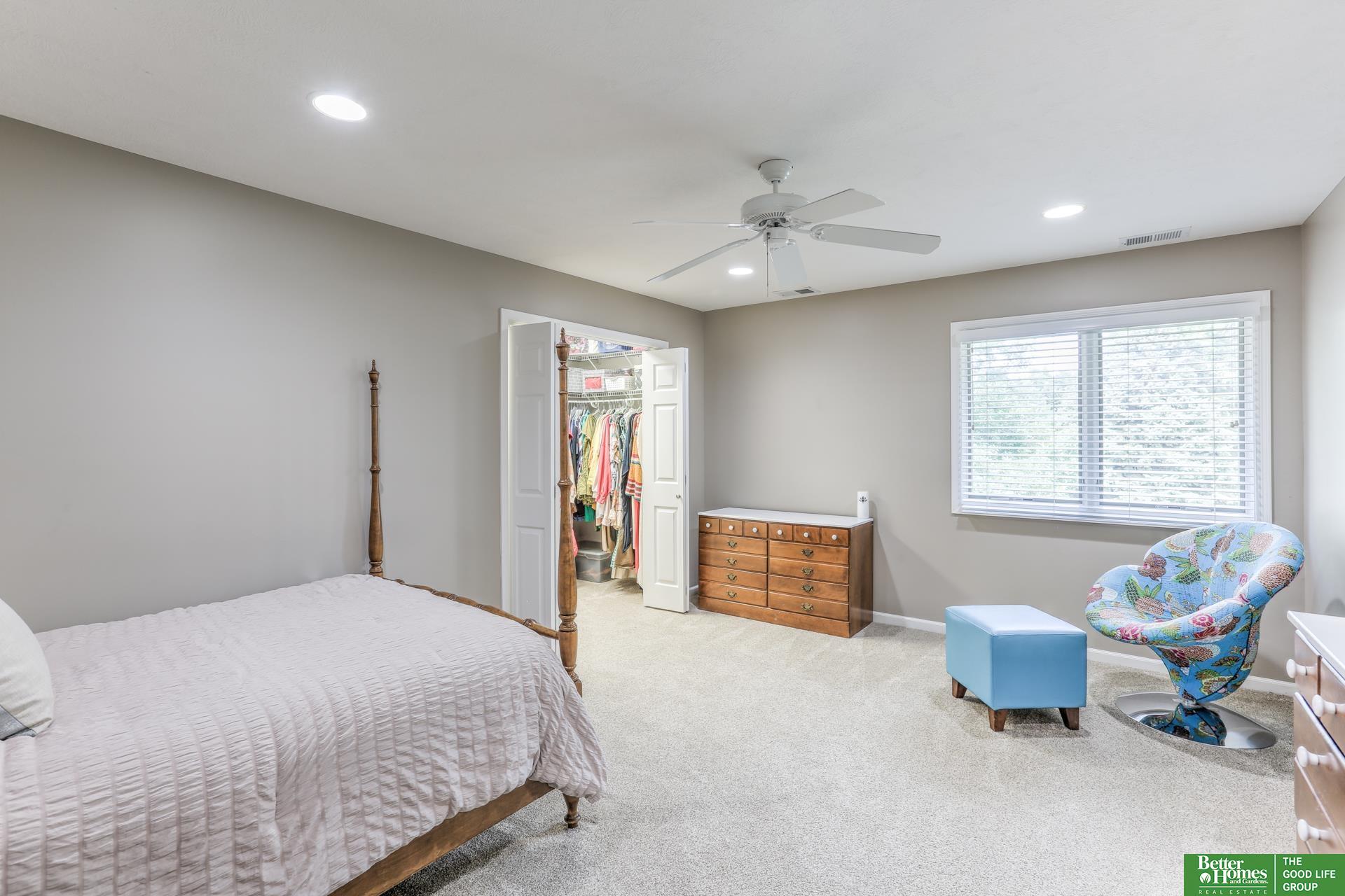 1012 S 197th Circle