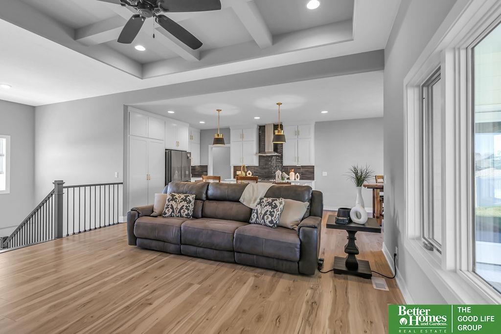 8108 S 184 Terrace
