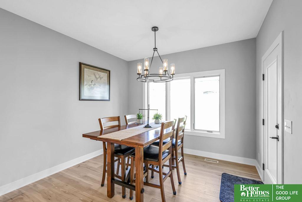 8108 S 184 Terrace