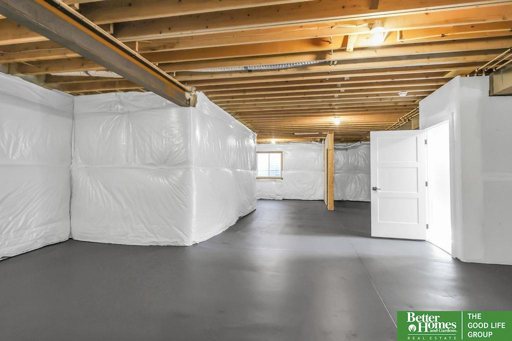 8108 S 184 Terrace
