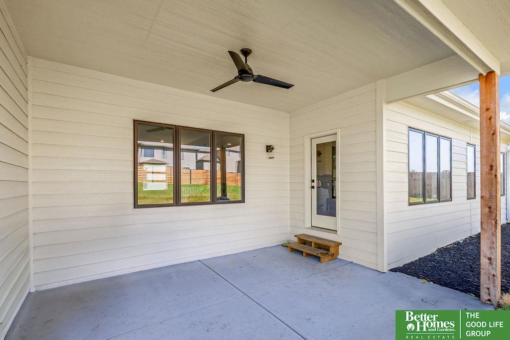 8108 S 184 Terrace