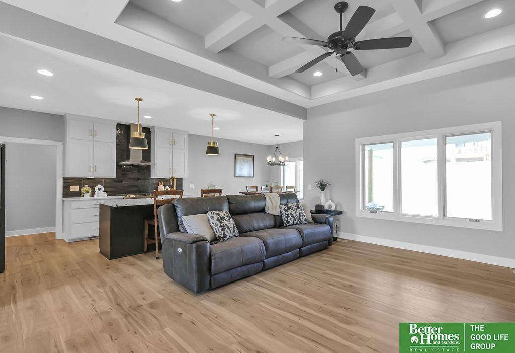 8108 S 184 Terrace