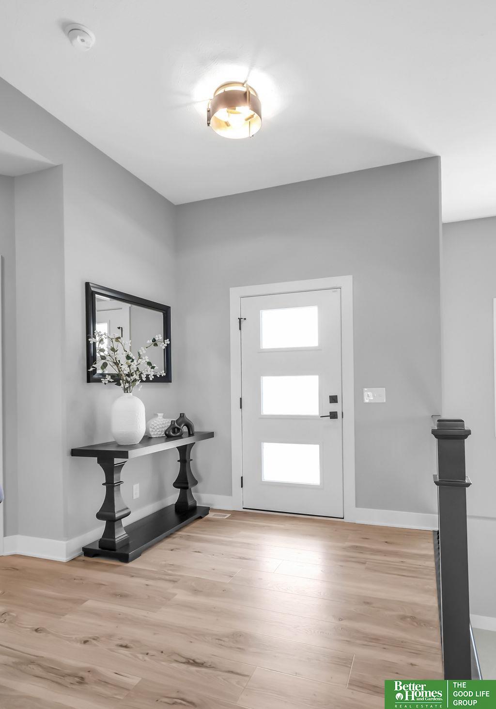 8108 S 184 Terrace