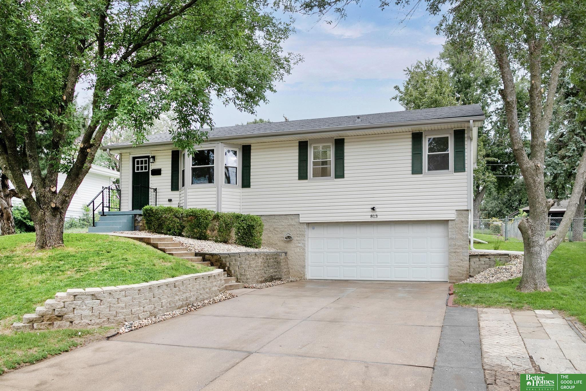 813 Janes View Street