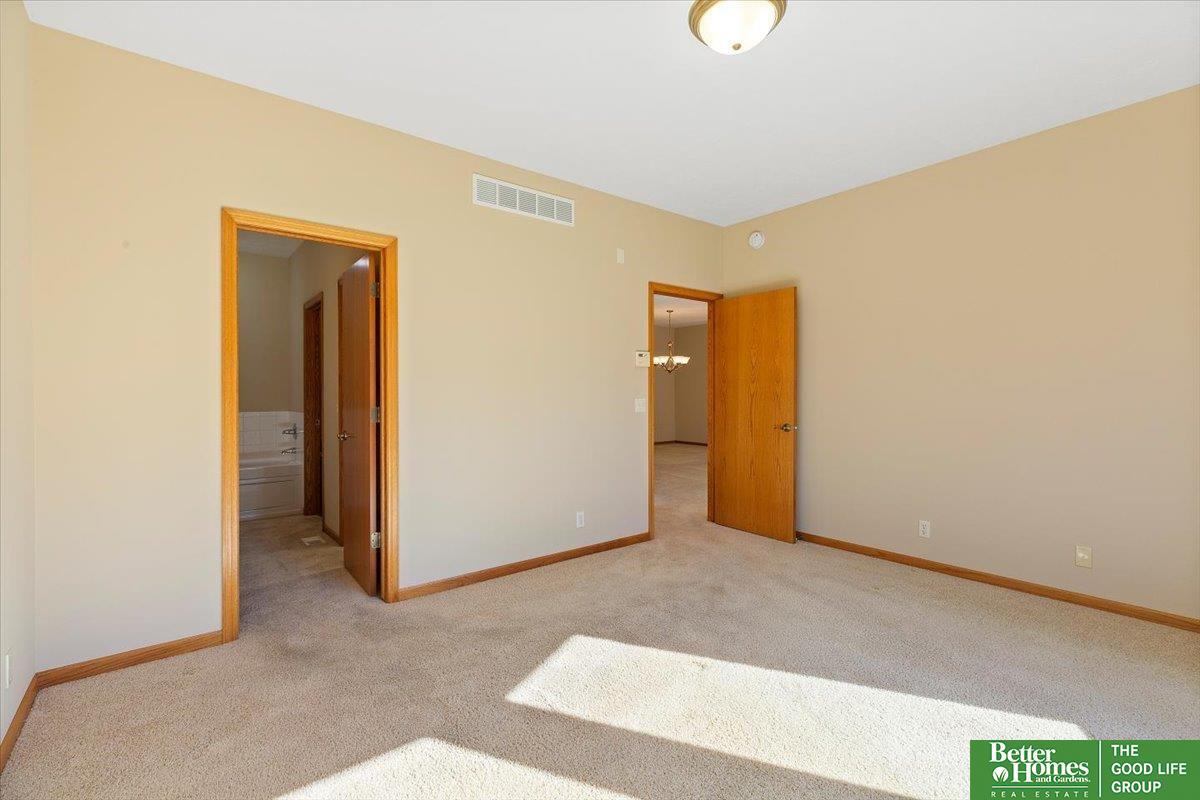 14533 Washington Circle