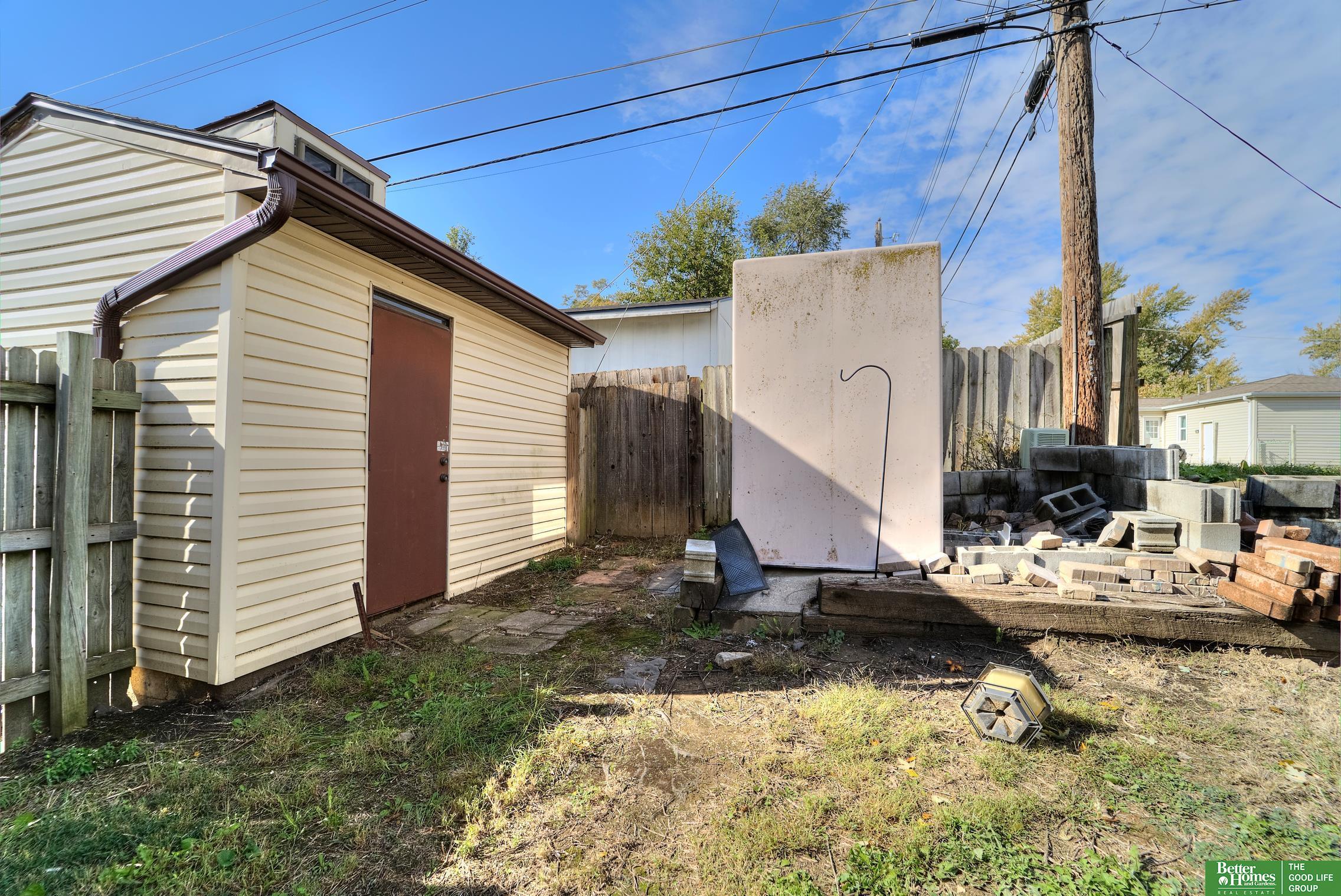 7106 S 69th Street