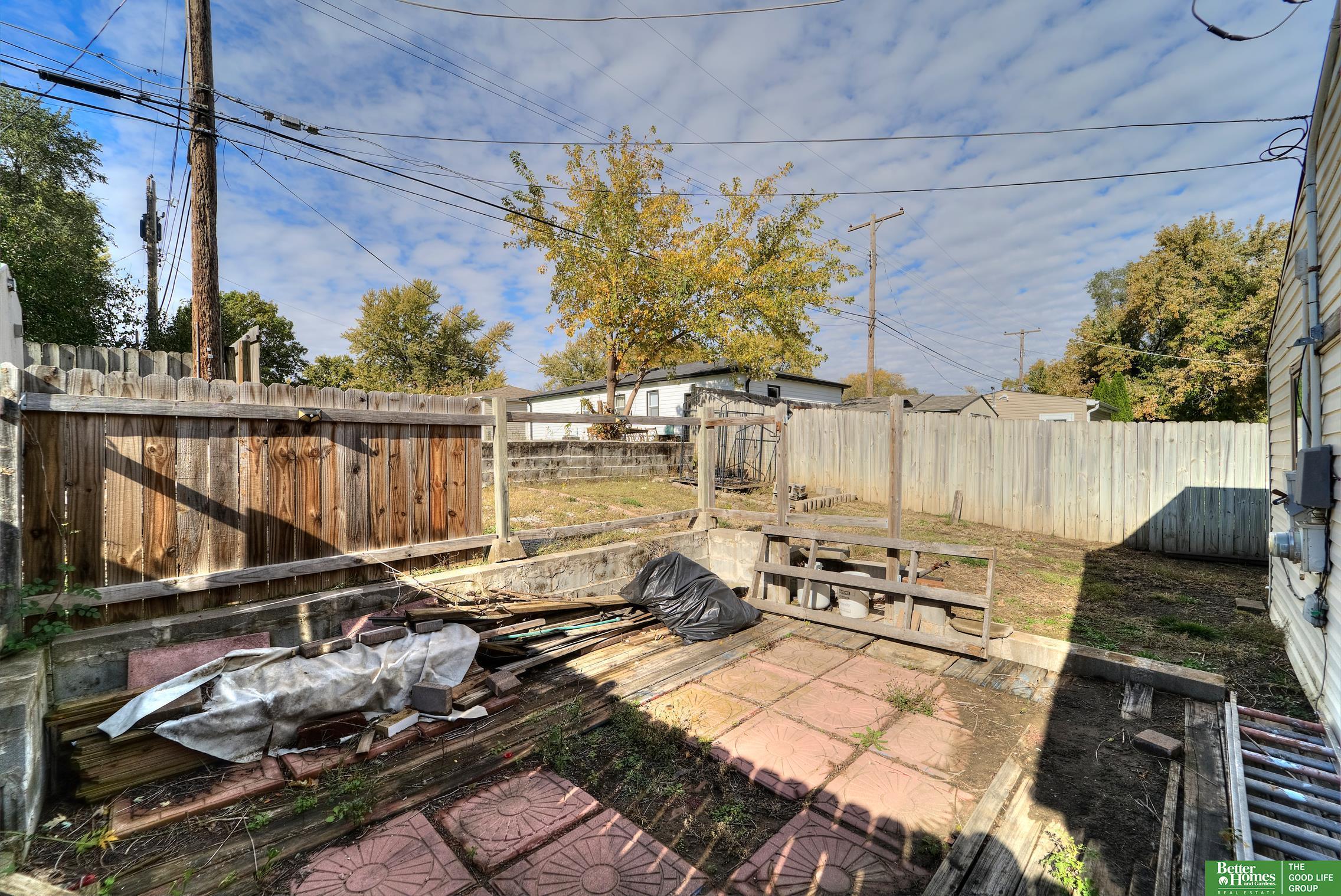 7106 S 69th Street