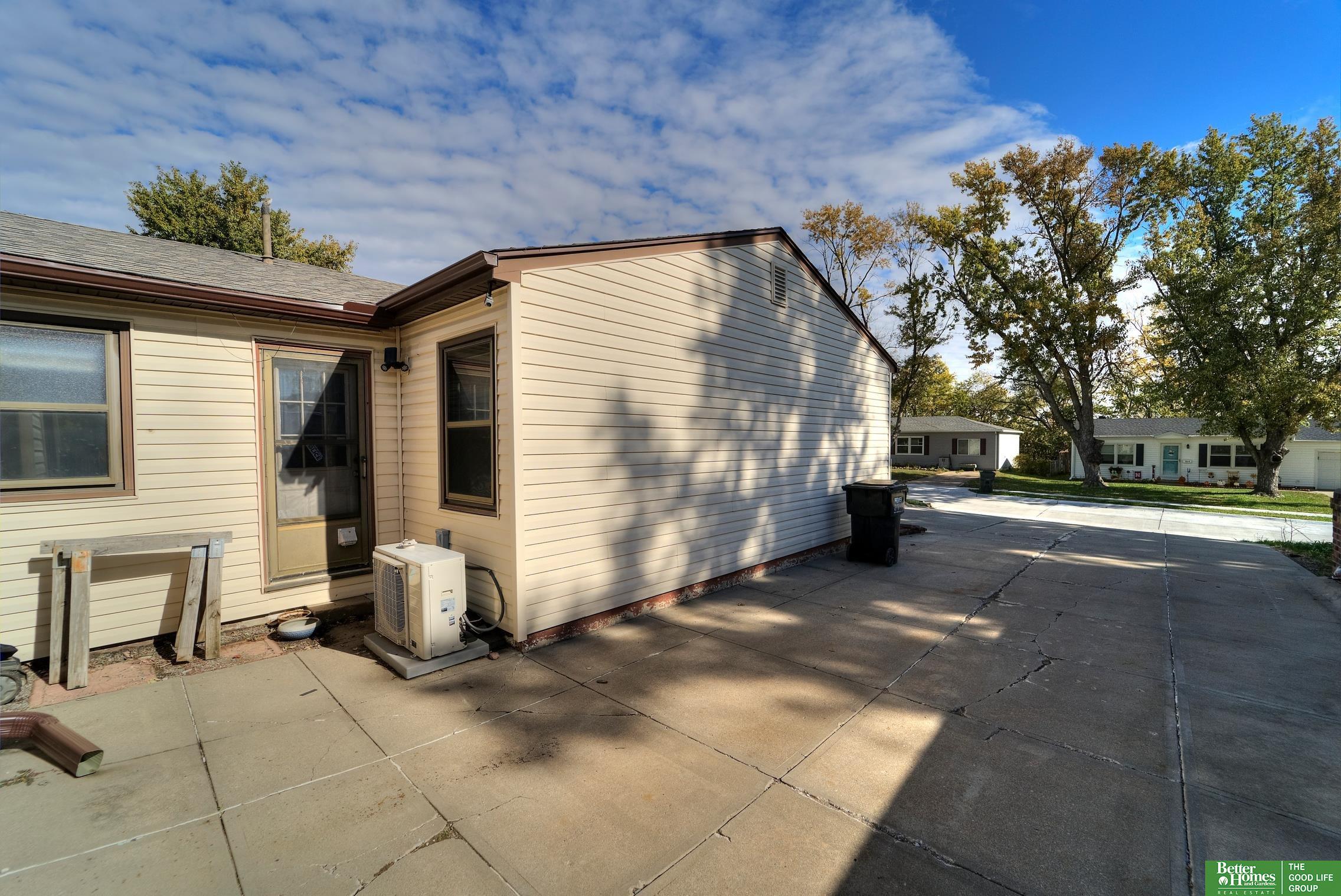 7106 S 69th Street