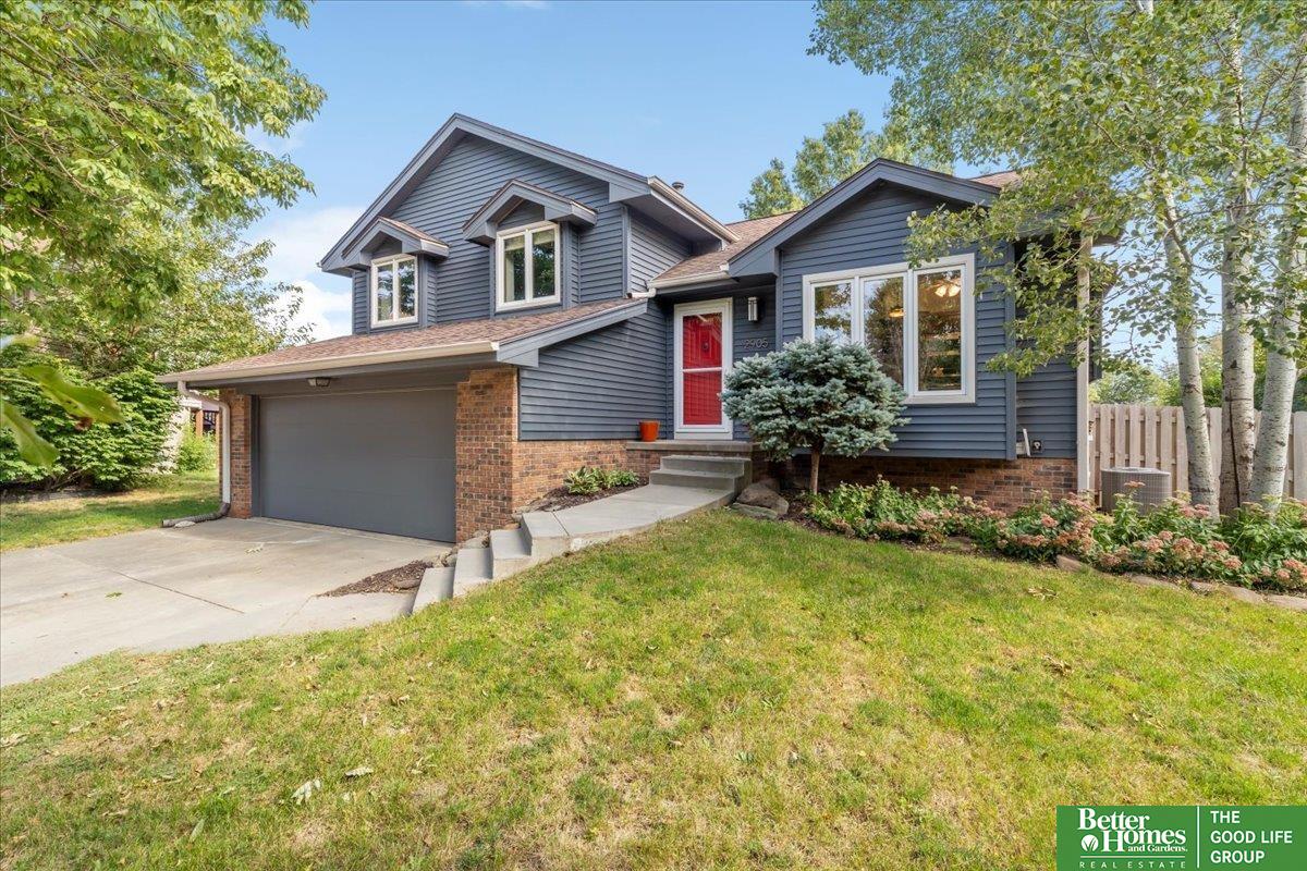 2905 N 120th Avenue Circle