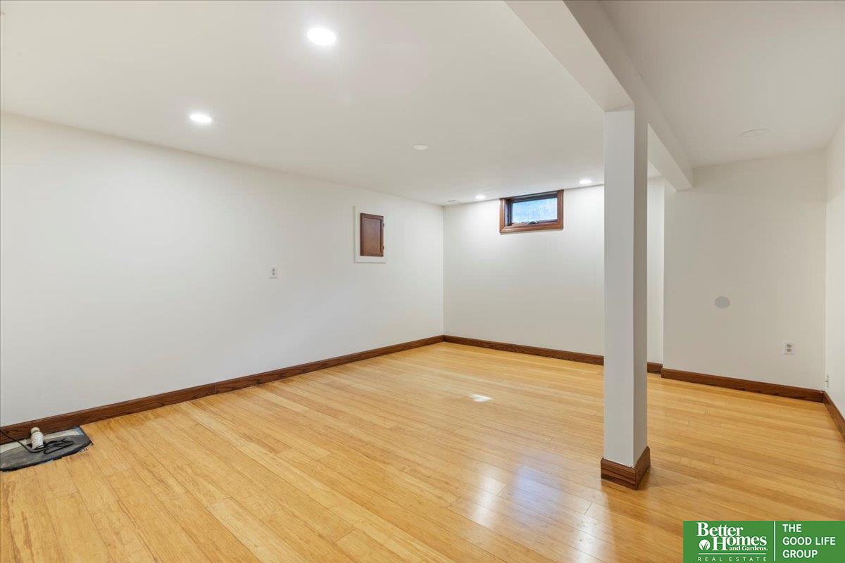 2905 N 120th Avenue Circle