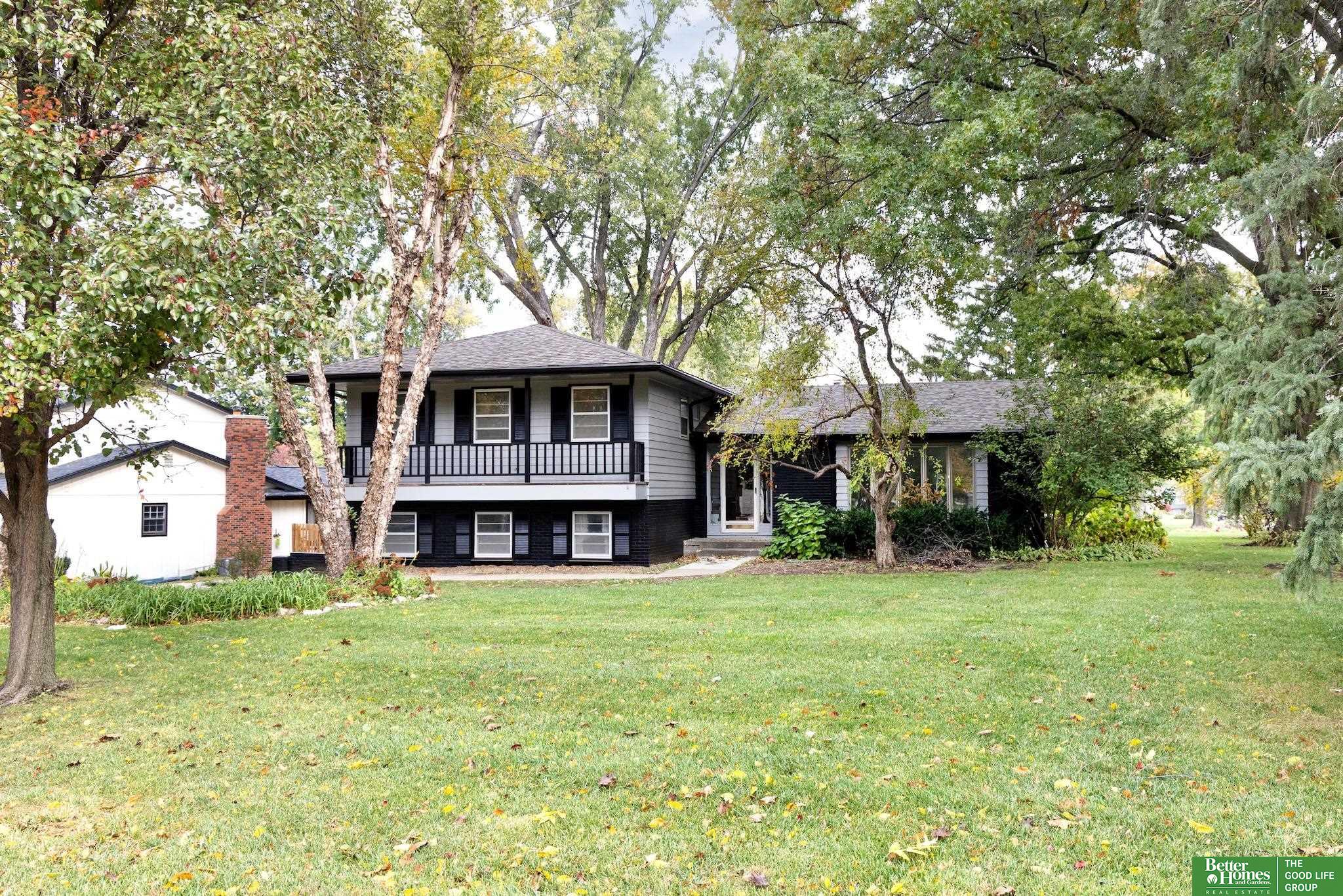 647 S 124th Street