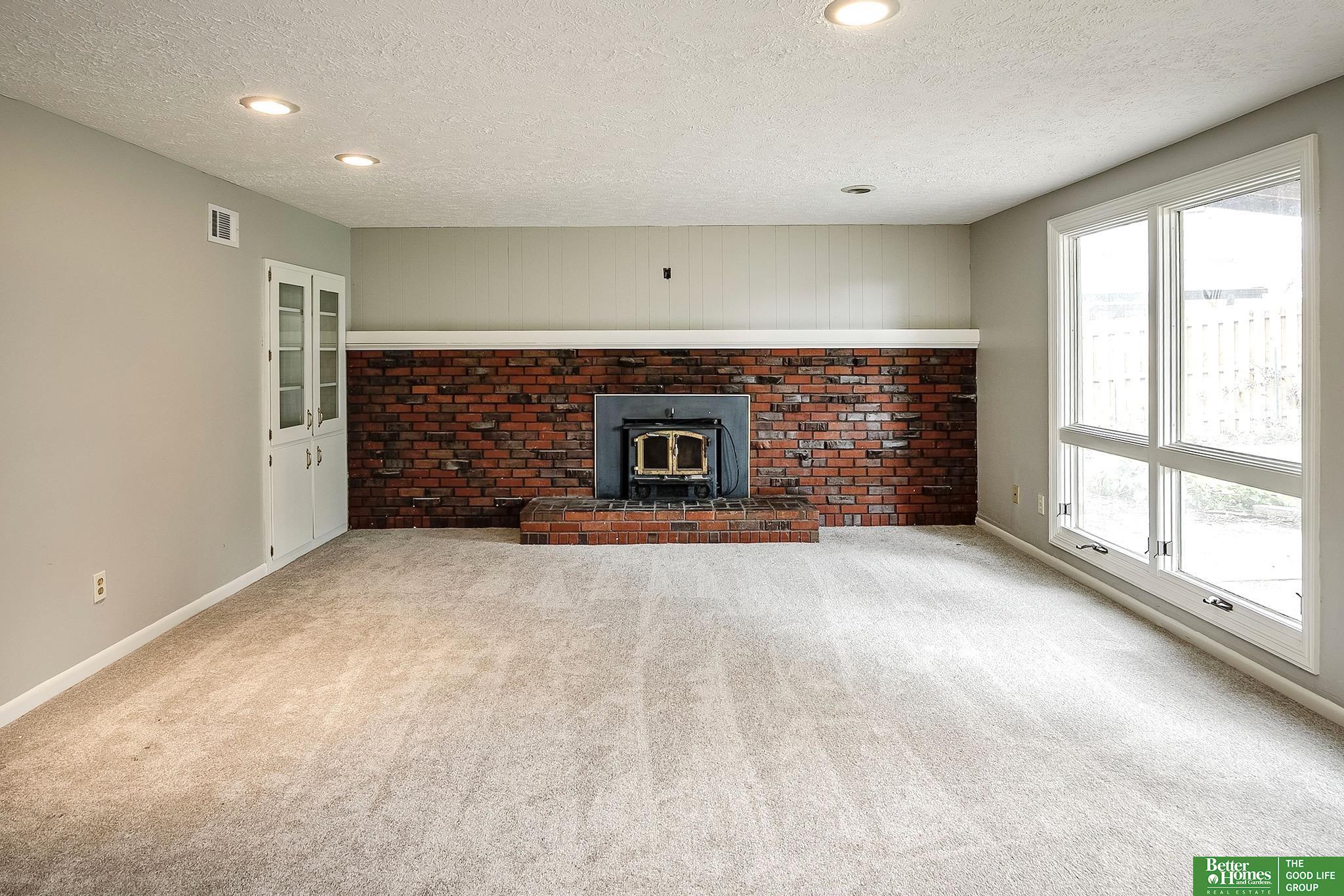 647 S 124th Street