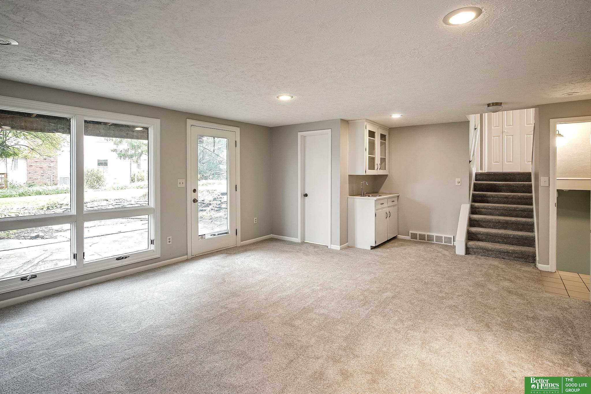 647 S 124th Street