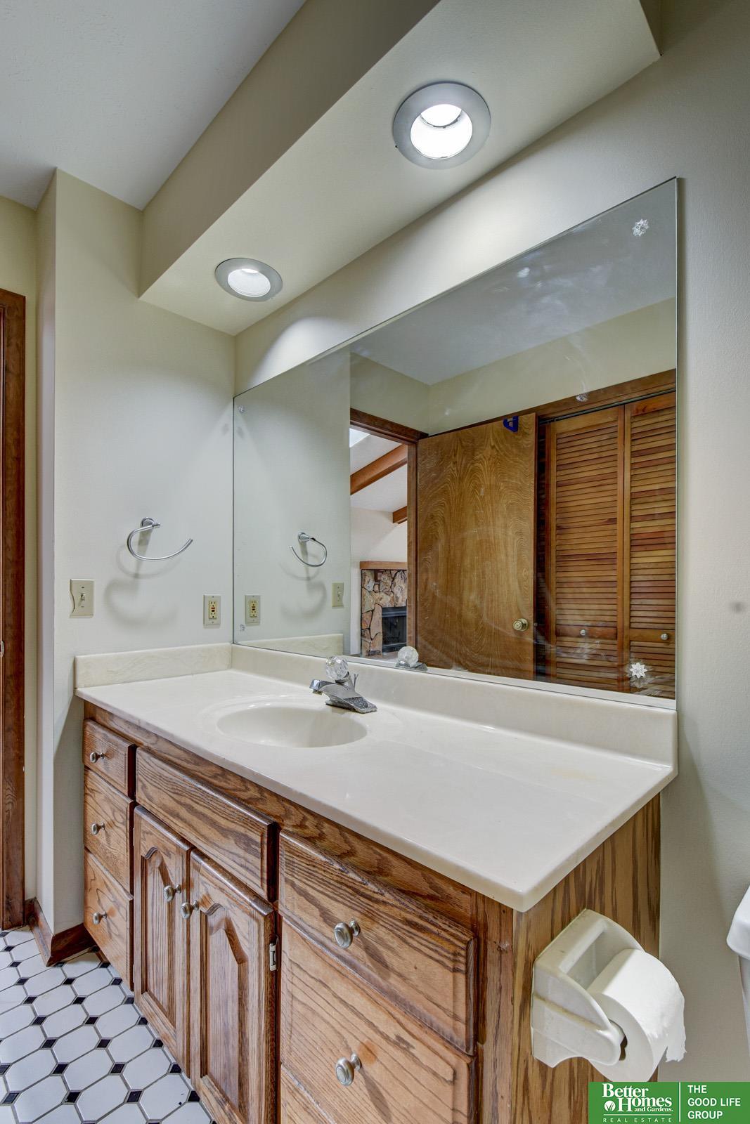 3220 S 50th Street