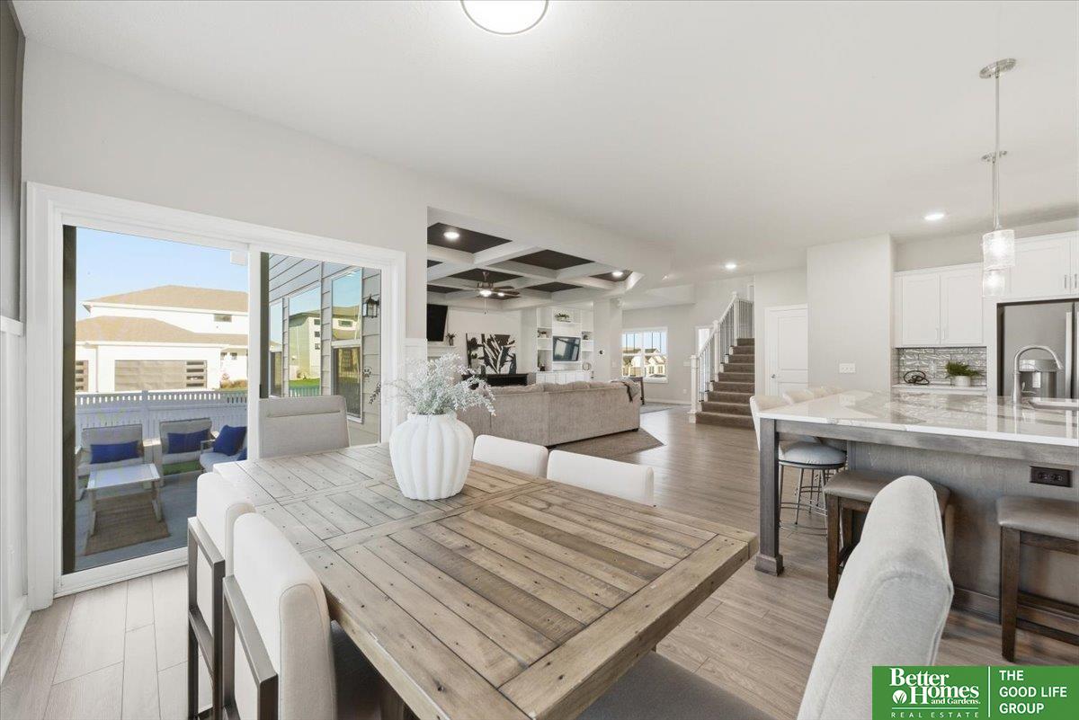 19752 Greenleaf Circle