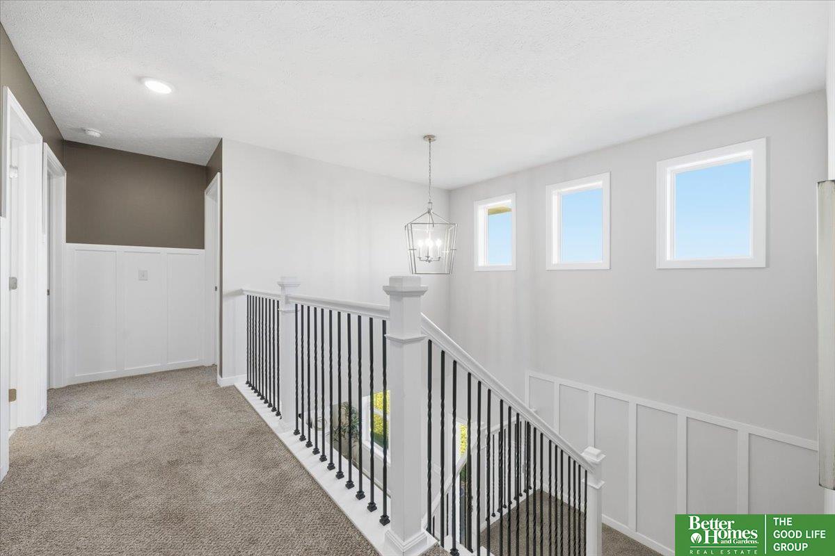19752 Greenleaf Circle
