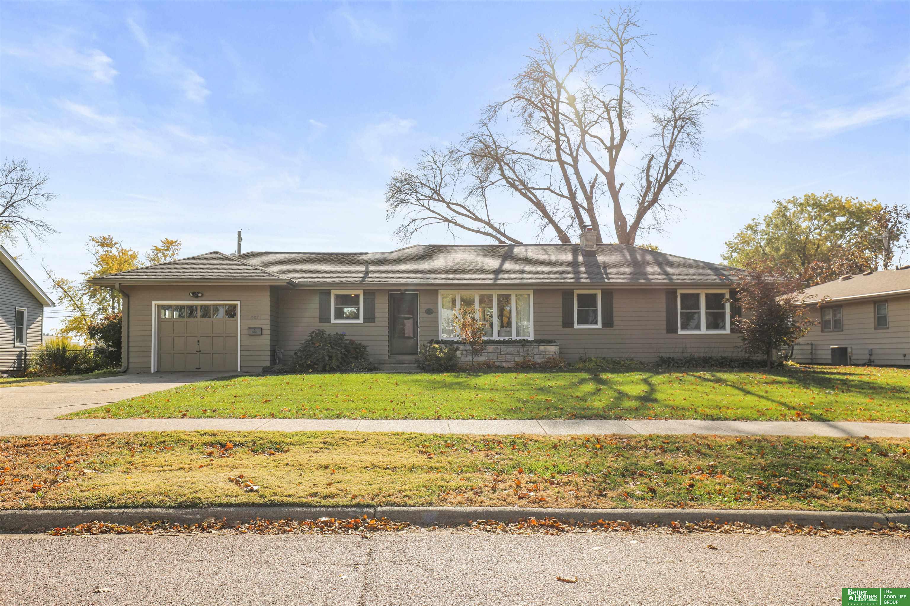 307 Crest Road
