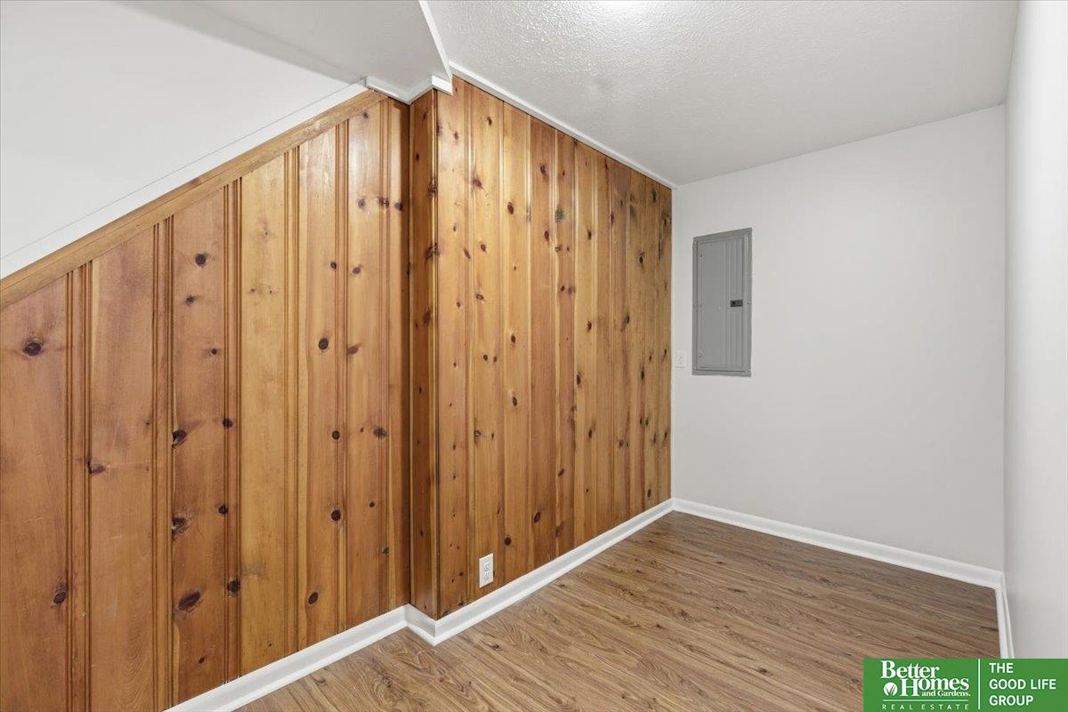 1709 Hillside Drive