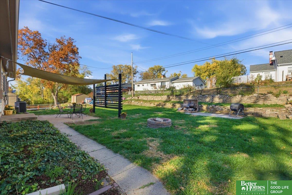 1709 Hillside Drive
