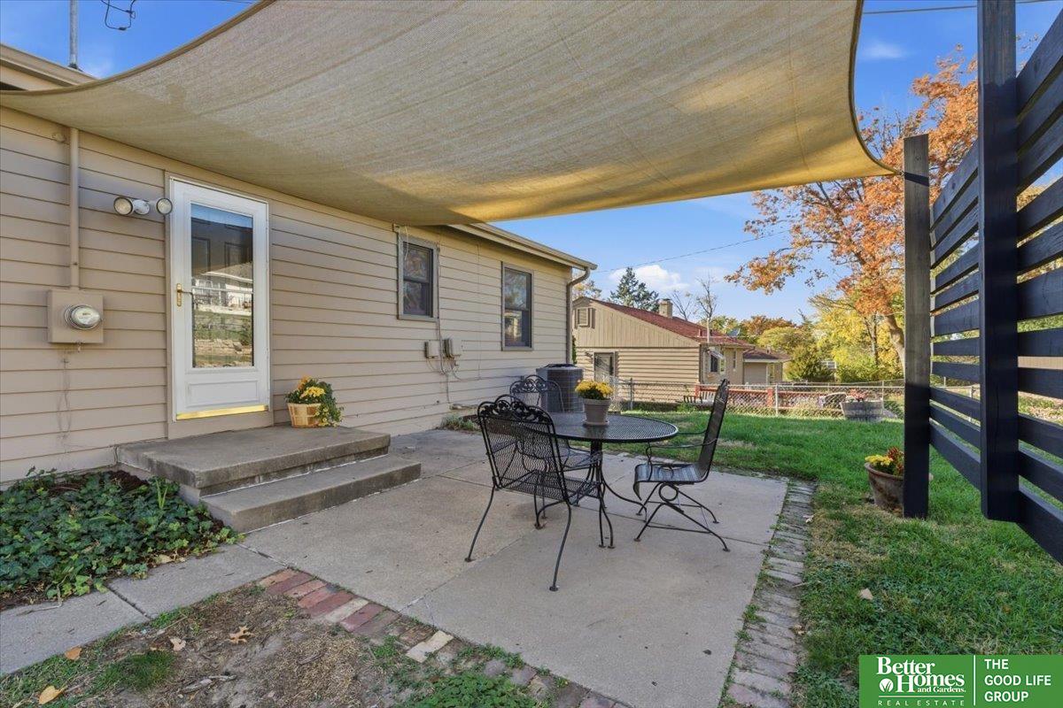 1709 Hillside Drive