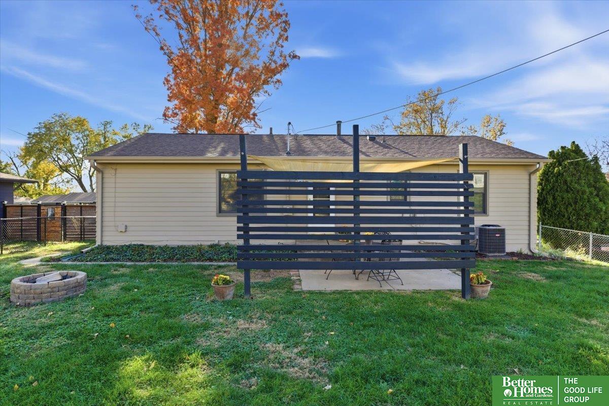 1709 Hillside Drive