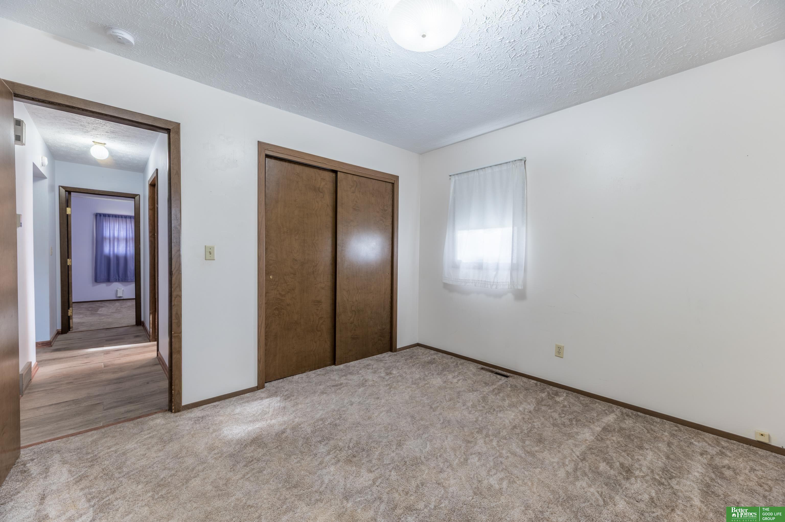 303 E Eldora Avenue