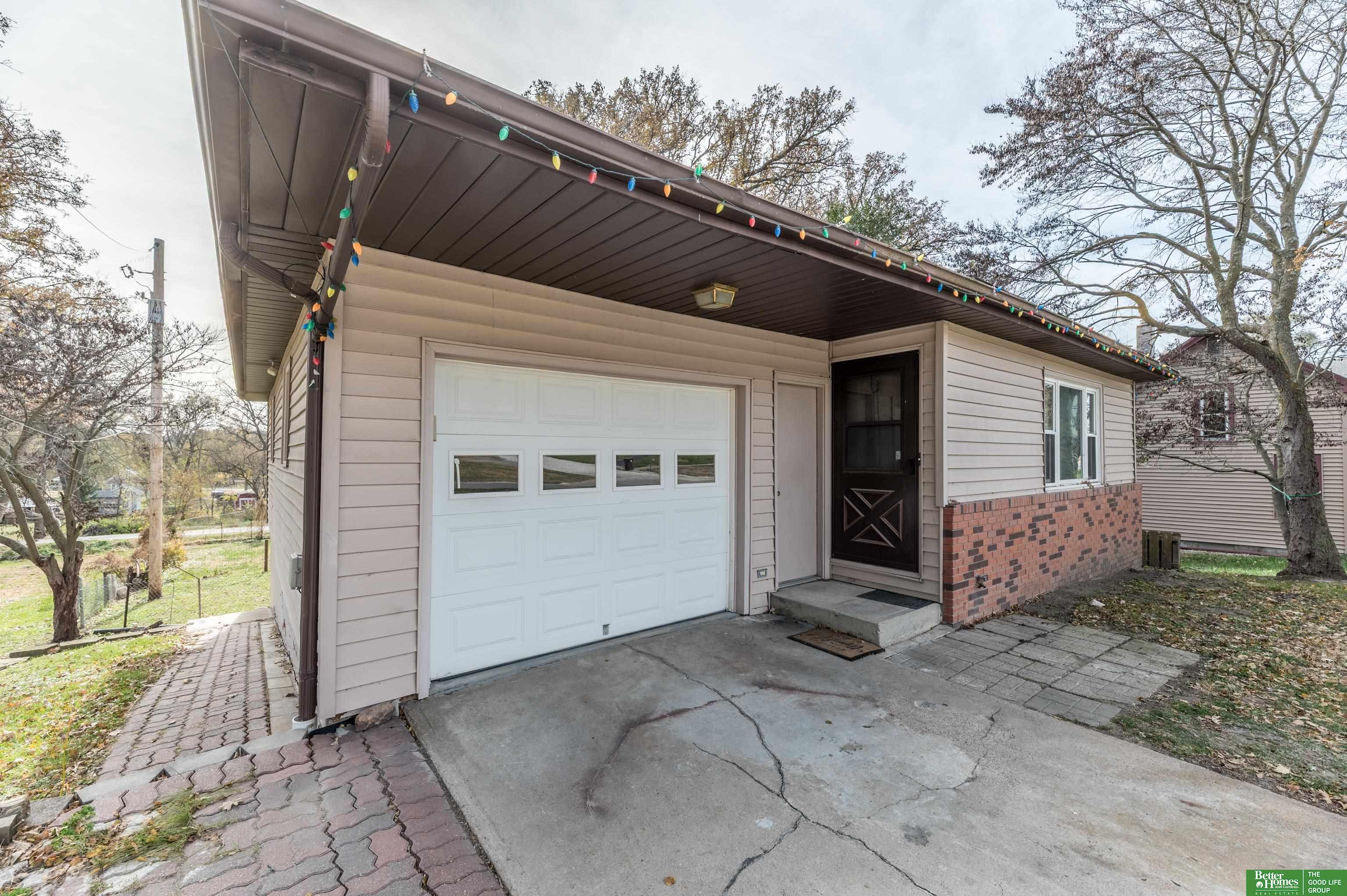 303 E Eldora Avenue
