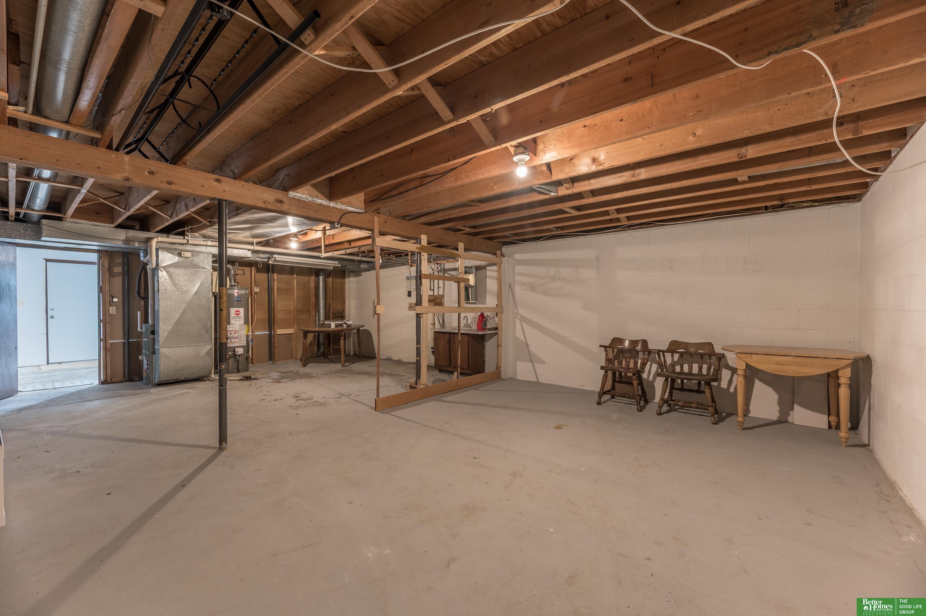 303 E Eldora Avenue