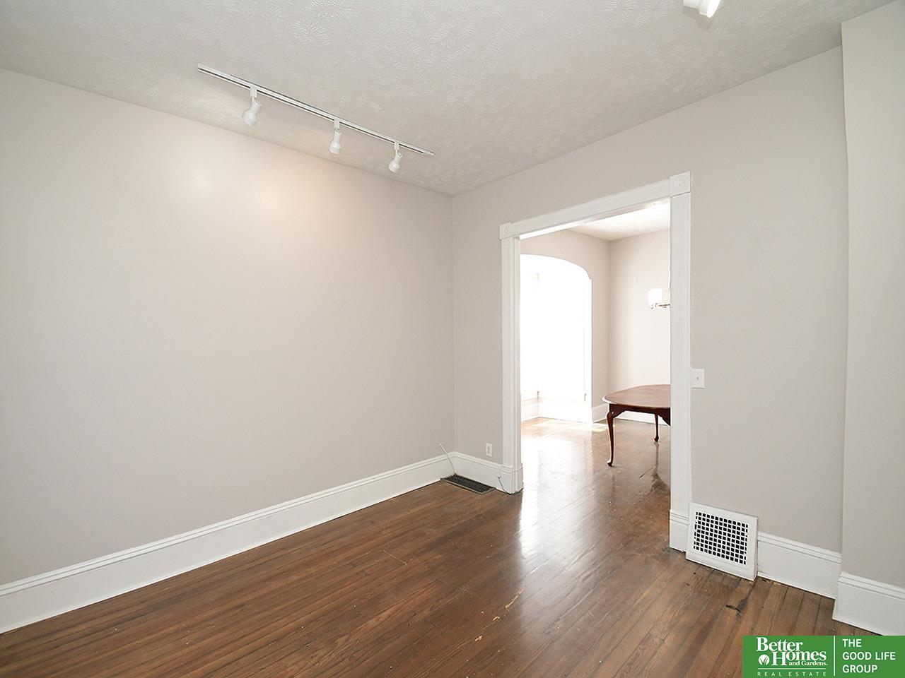 2328 S 10 Street