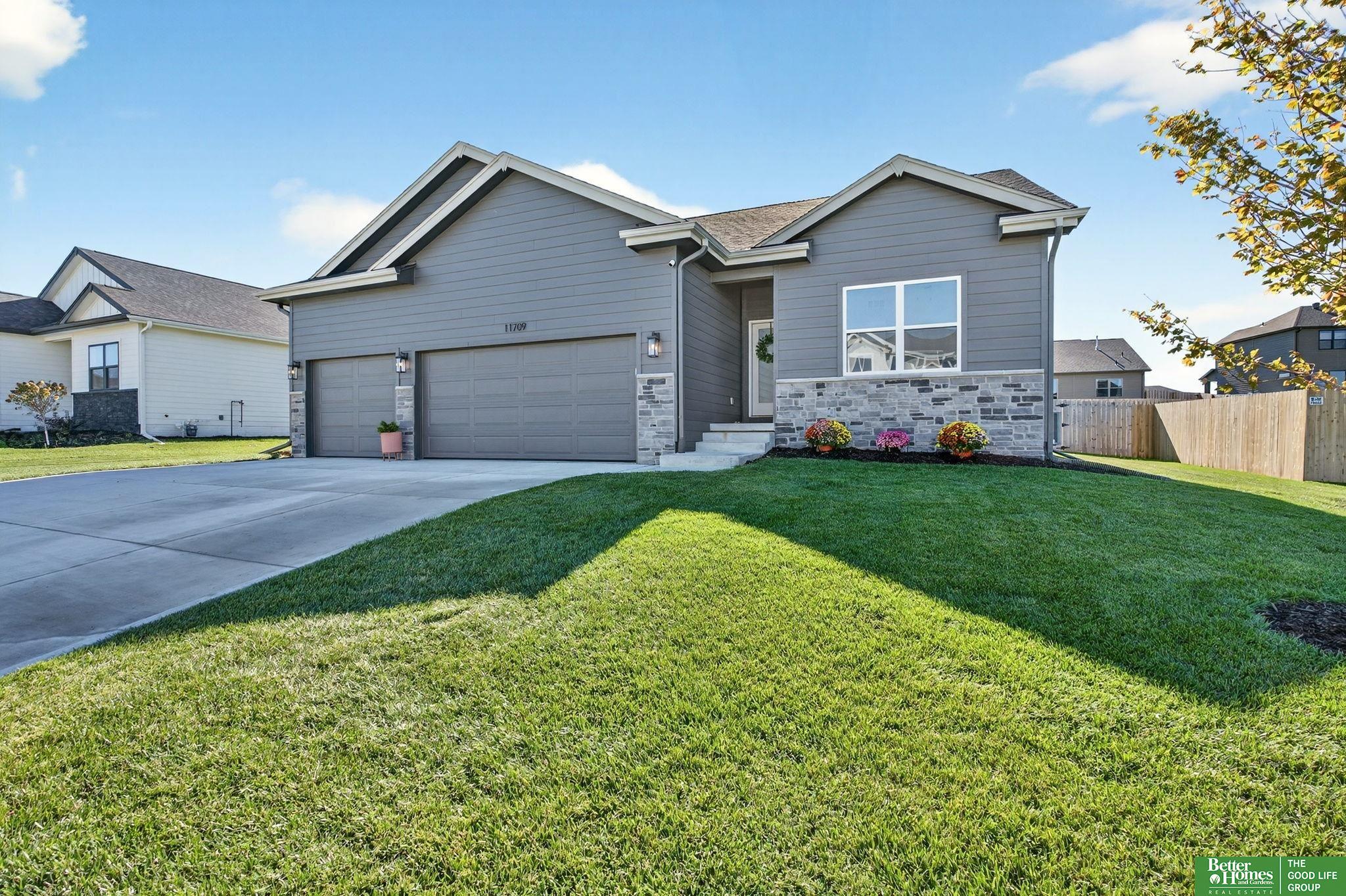 11709 Port Royal Drive