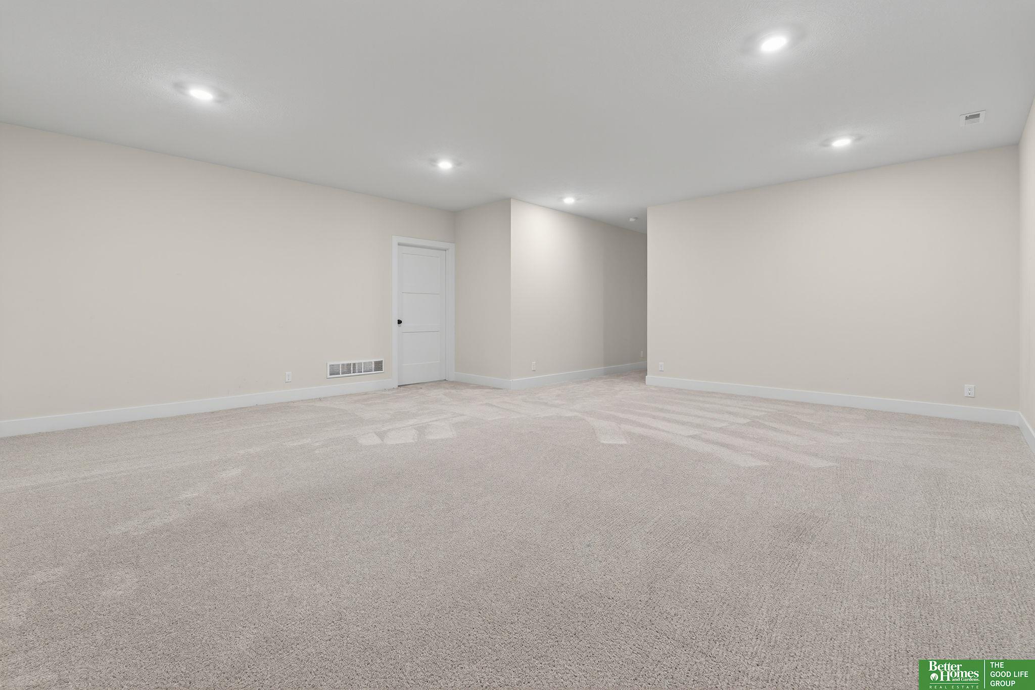 11709 Port Royal Drive