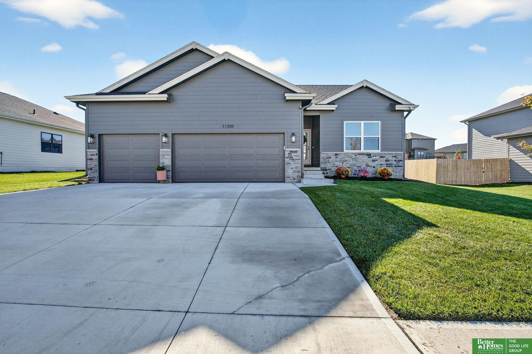 11709 Port Royal Drive