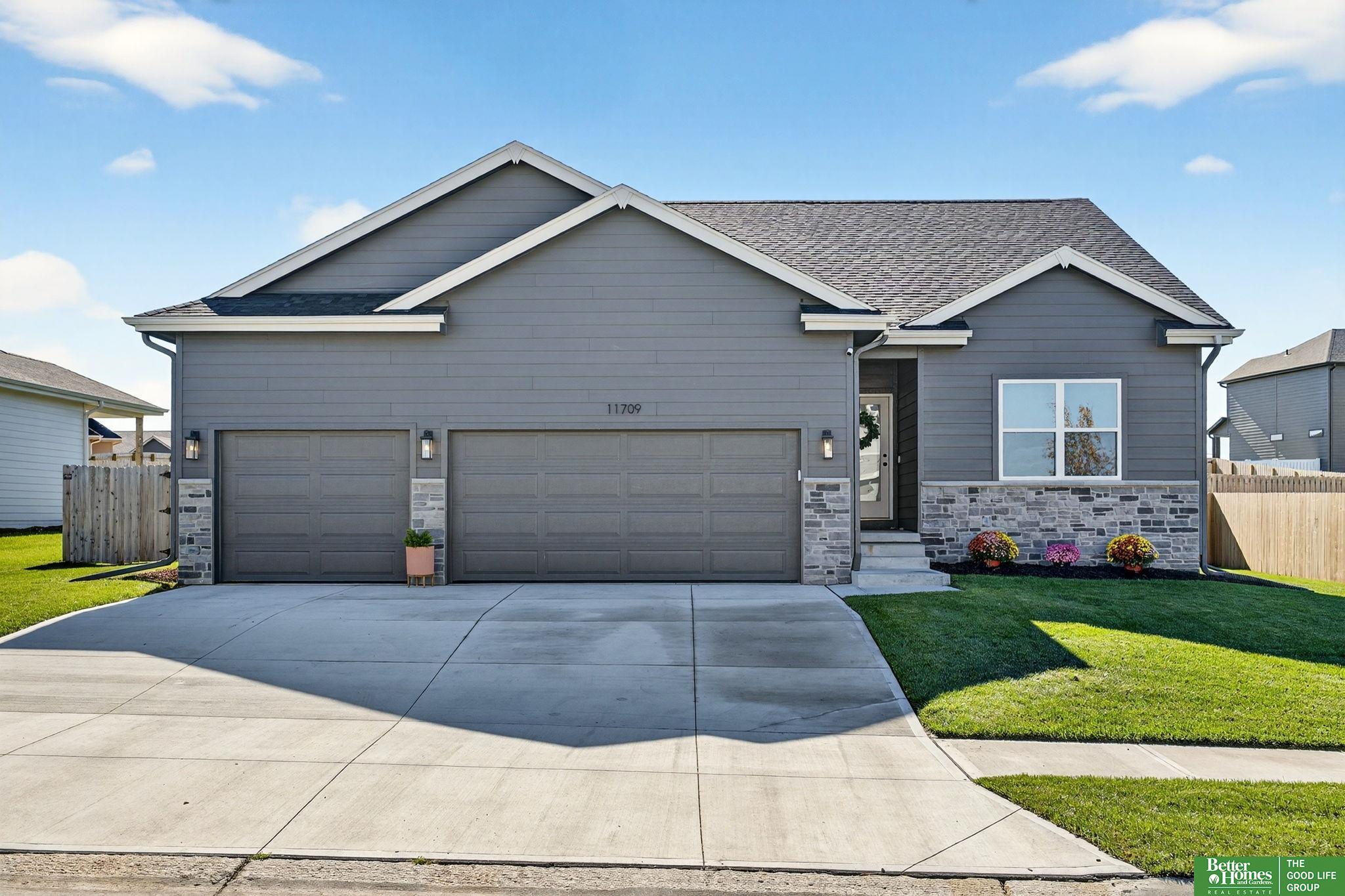 11709 Port Royal Drive