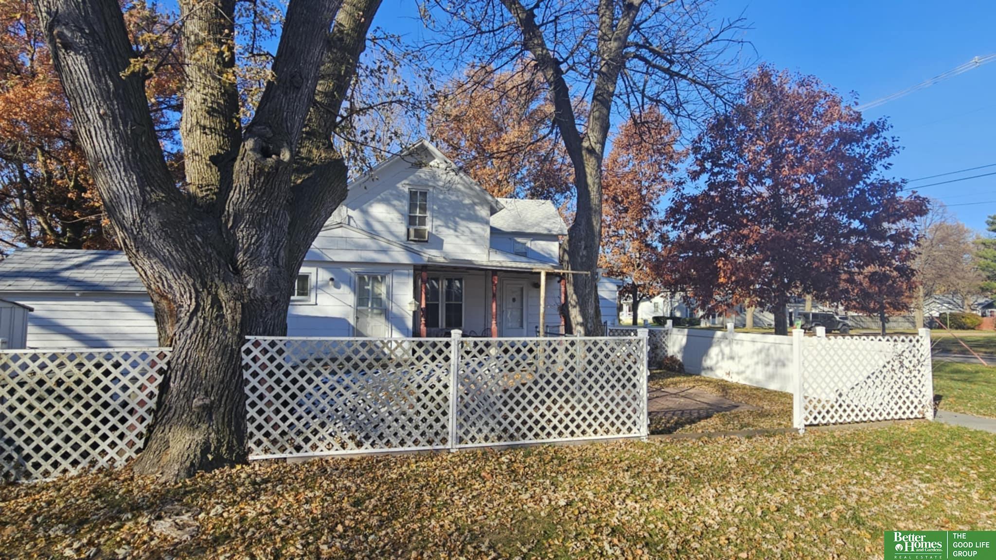 828 N Elmer Avenue