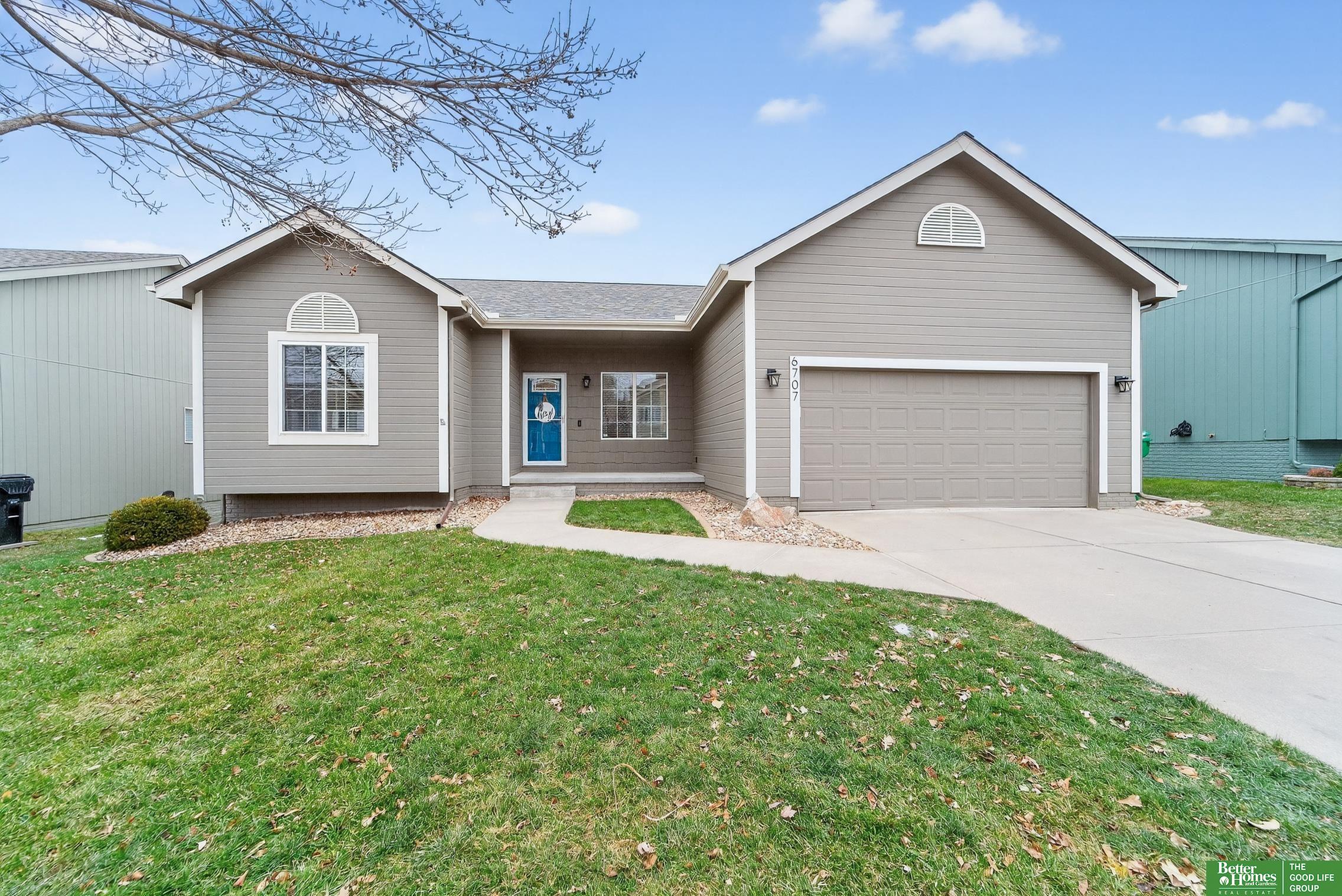 6707 N 148th Street