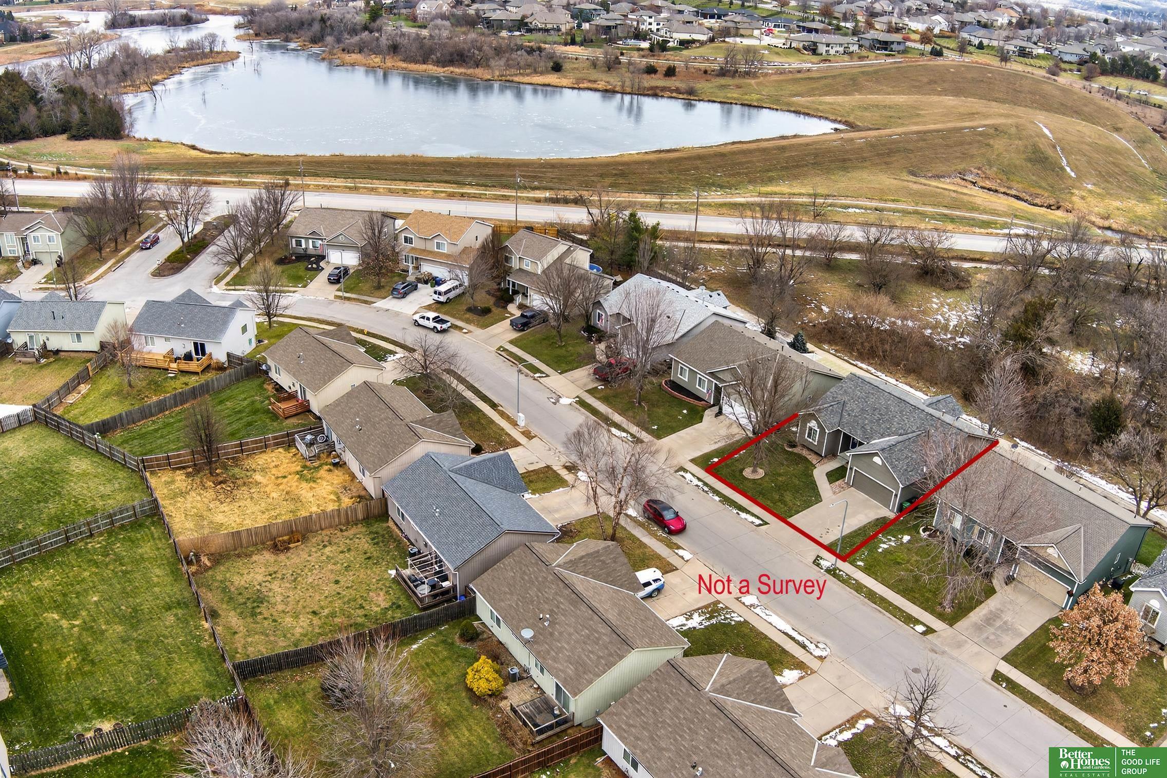 6707 N 148th Street