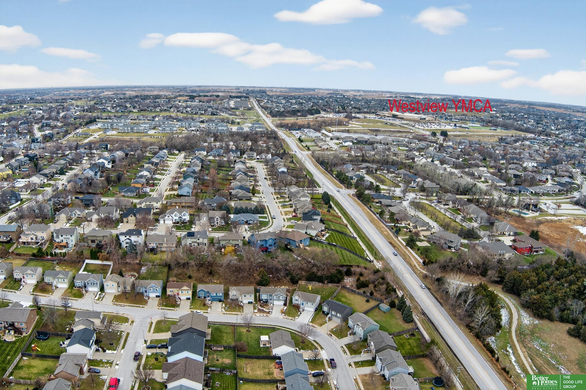 6707 N 148th Street