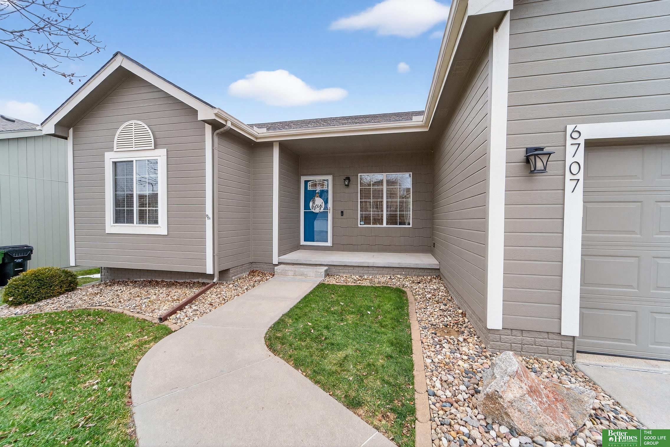 6707 N 148th Street