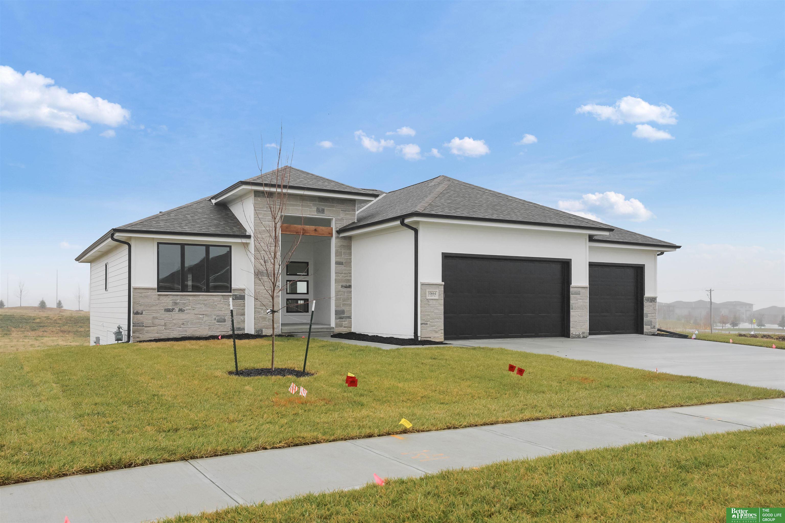 10664 S 103rd Street