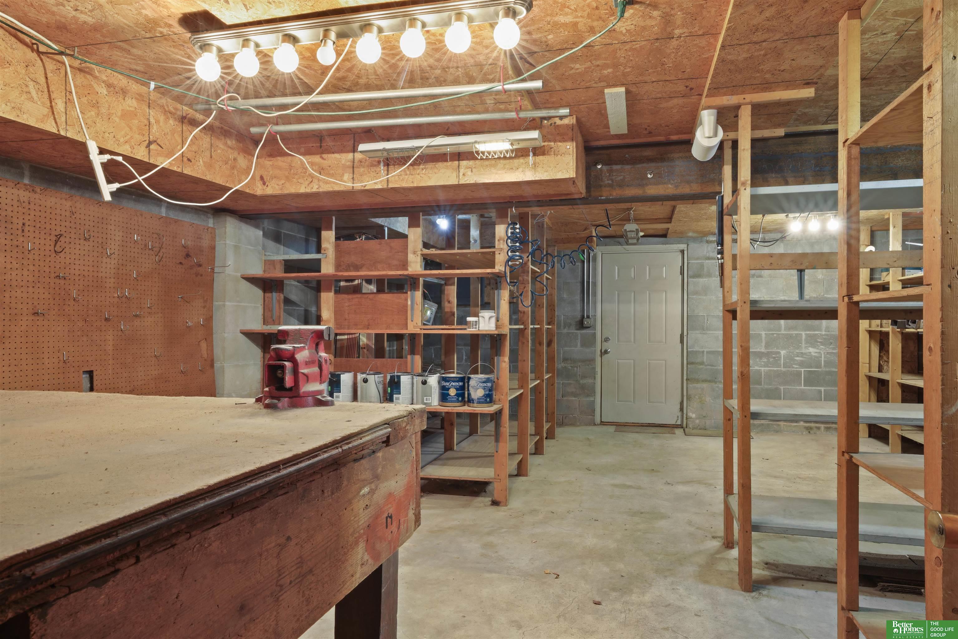 3306 Lynnwood Drive
