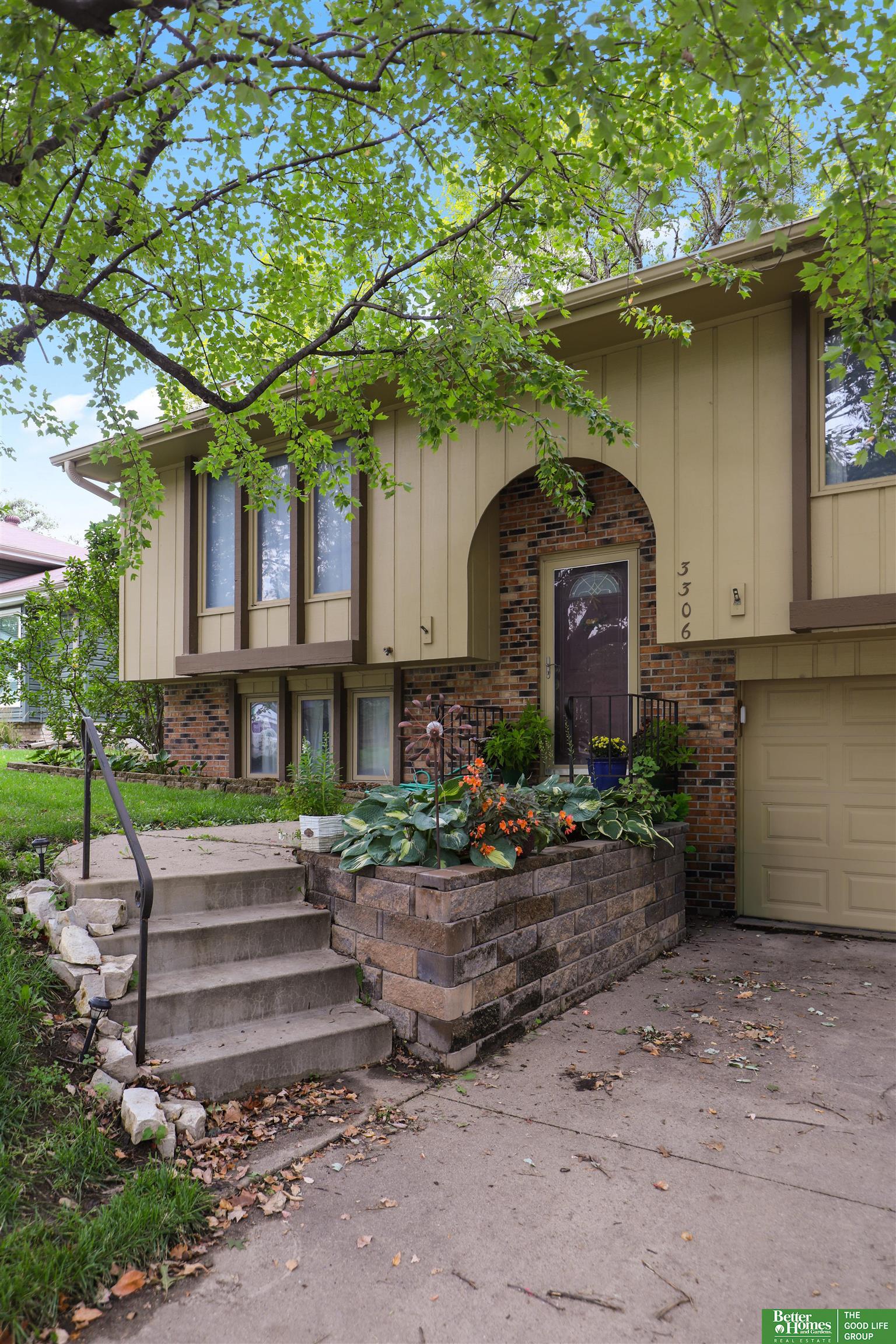 3306 Lynnwood Drive