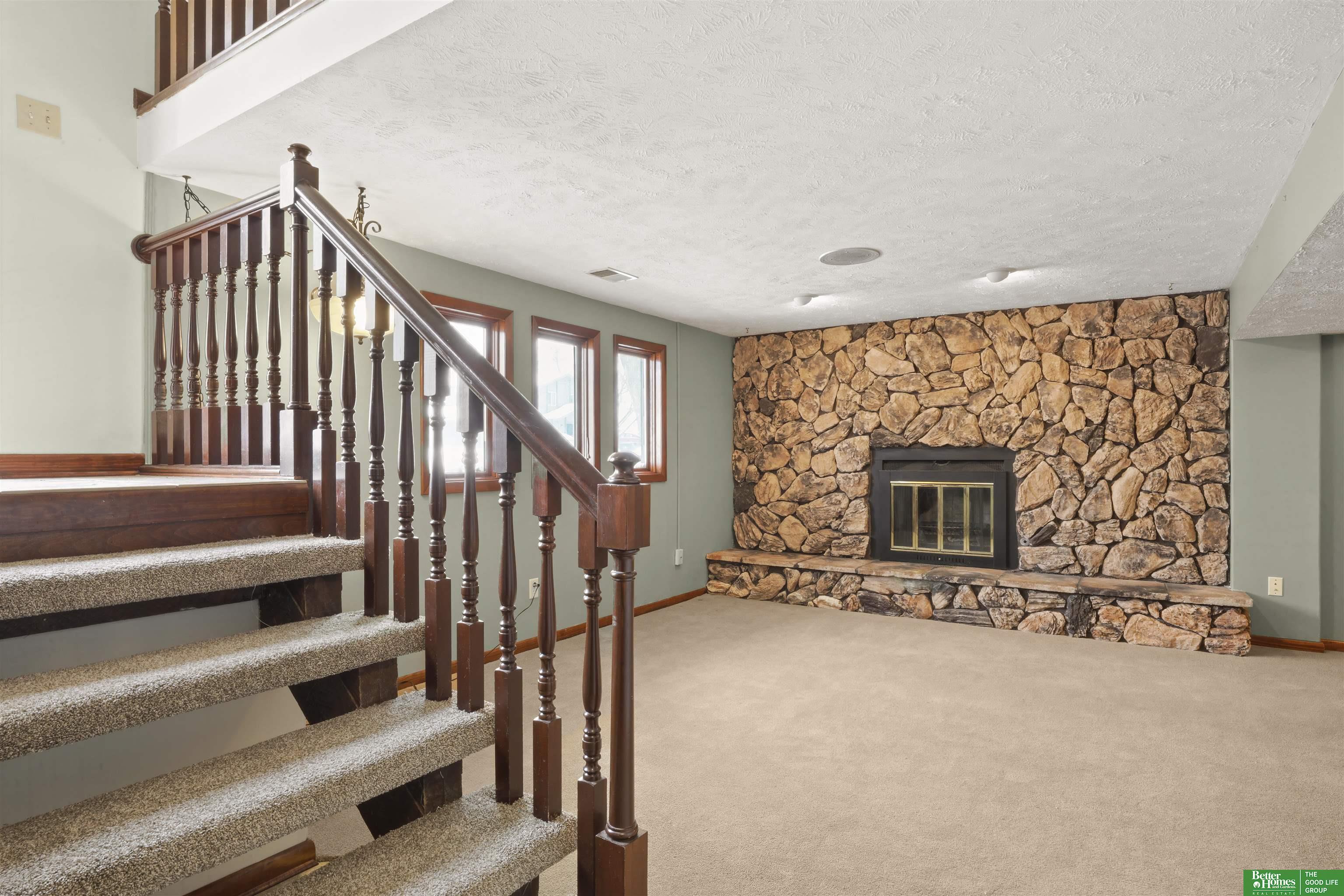 3306 Lynnwood Drive